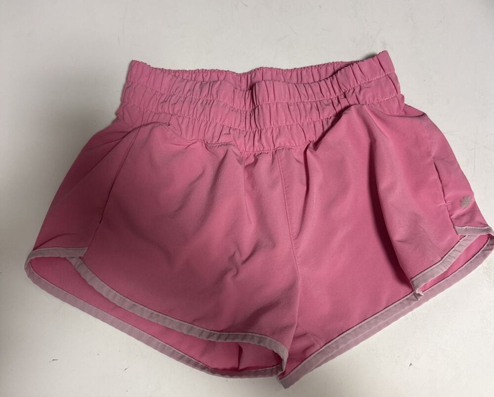 Athleta Girl Run Free 2.5 Pink Shorts Size M 8-10 Summer